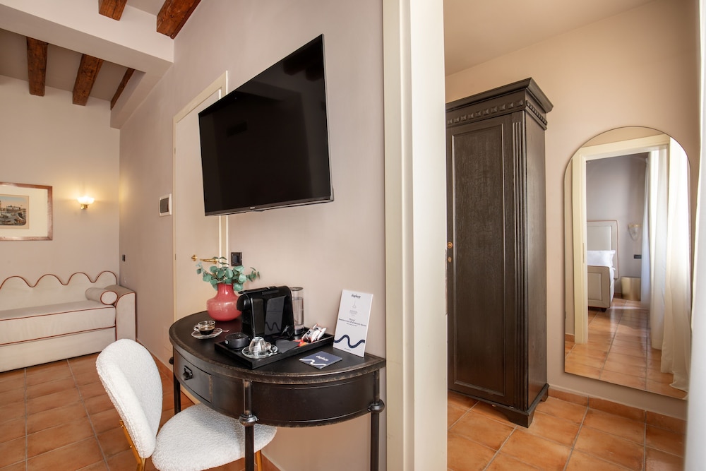 Antica Casa Coppo 43/54