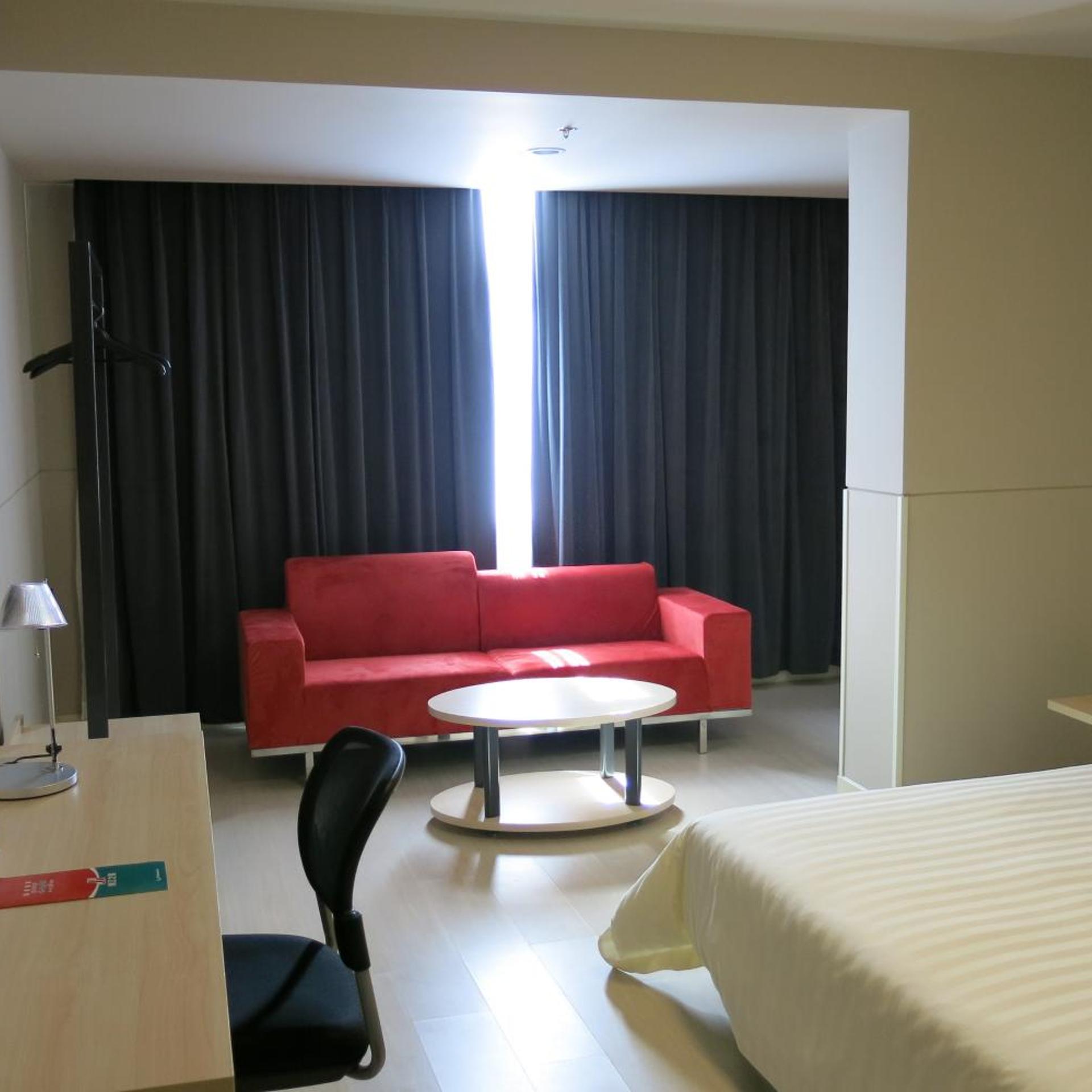 Jinjiang Inn (Xi'an Yanliang Qianjin Road City Square) 18/35