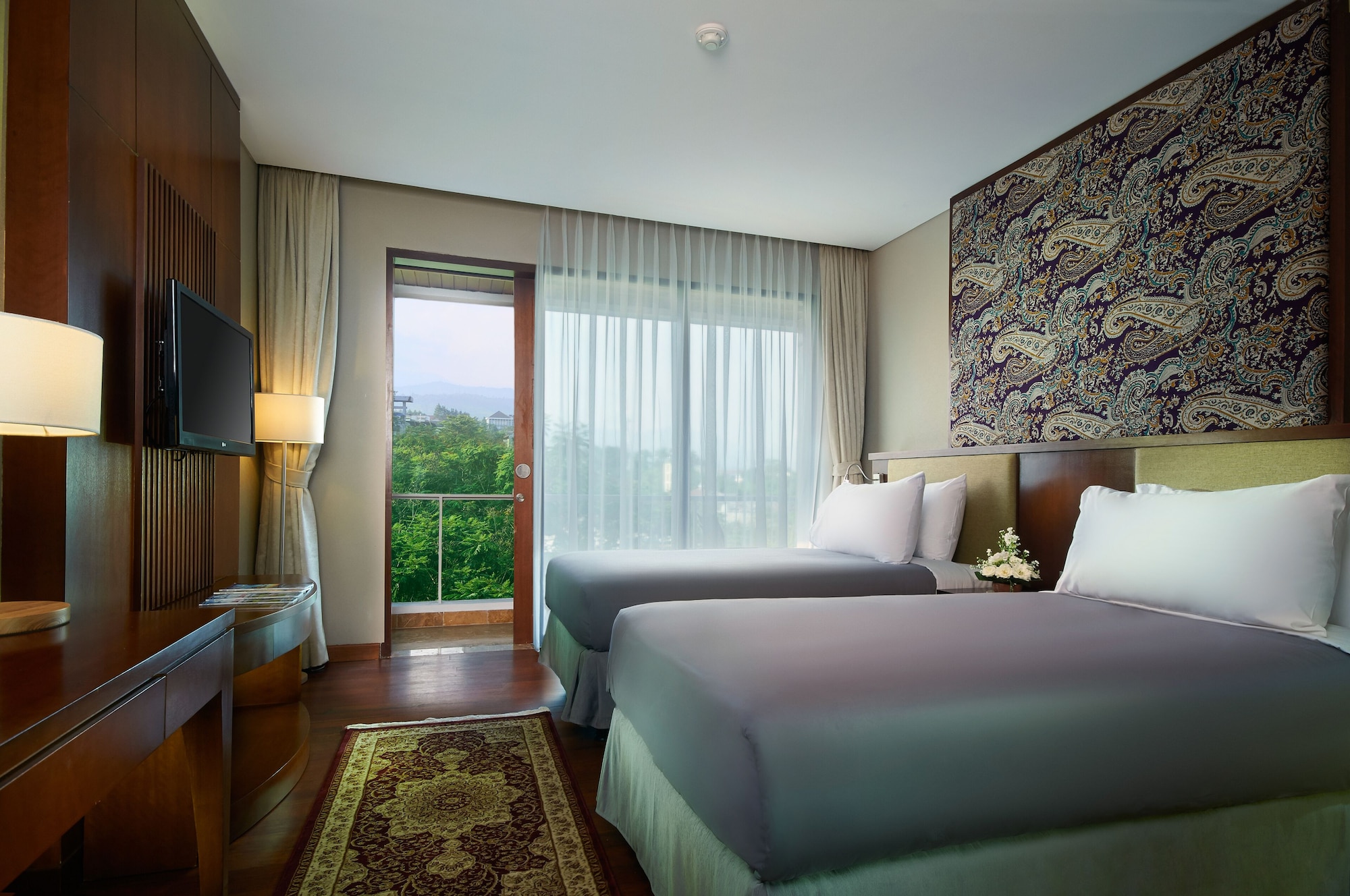 SANGKURIANG, TWIN BEDS