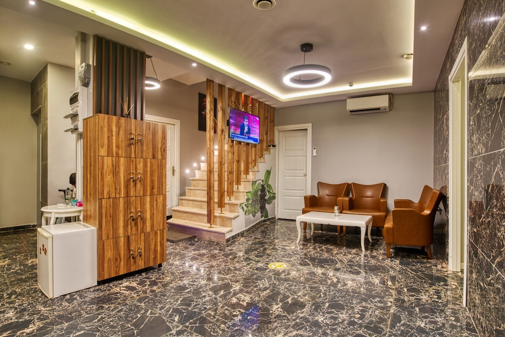 Sirkeci Ersu Hotel 11/70