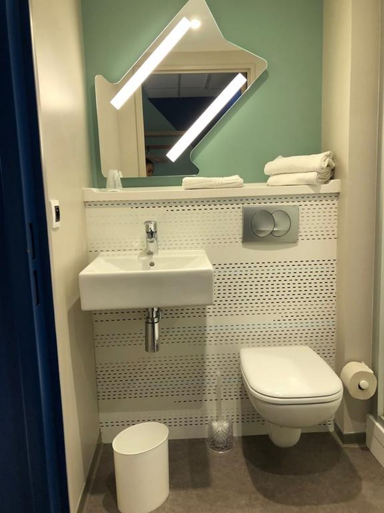 Ibis Budget Macon Creches 55/56