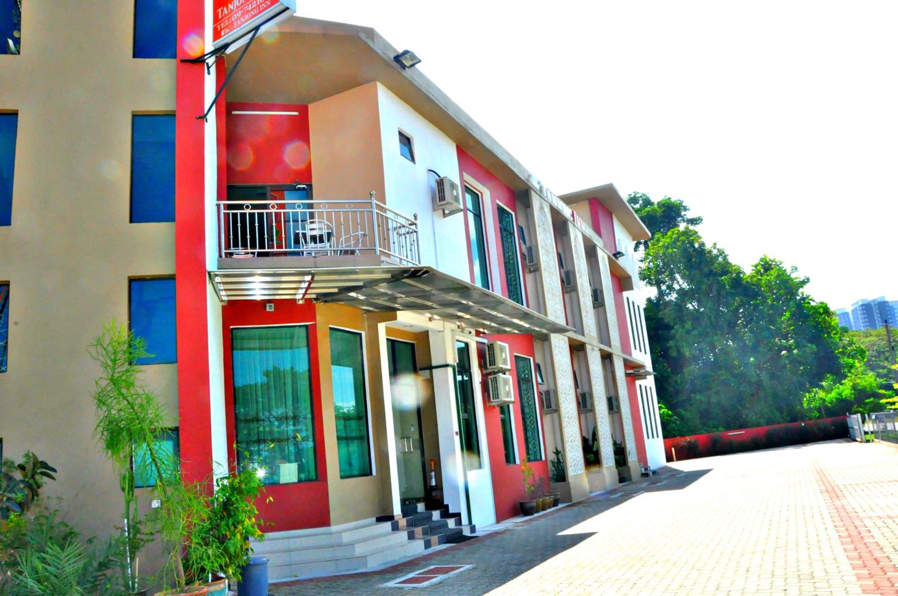 OYO 535 Tanjong Inn 7/32
