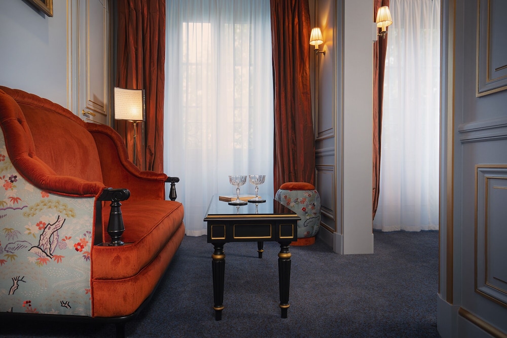 Maison Proust Hotel & Spa 97/111