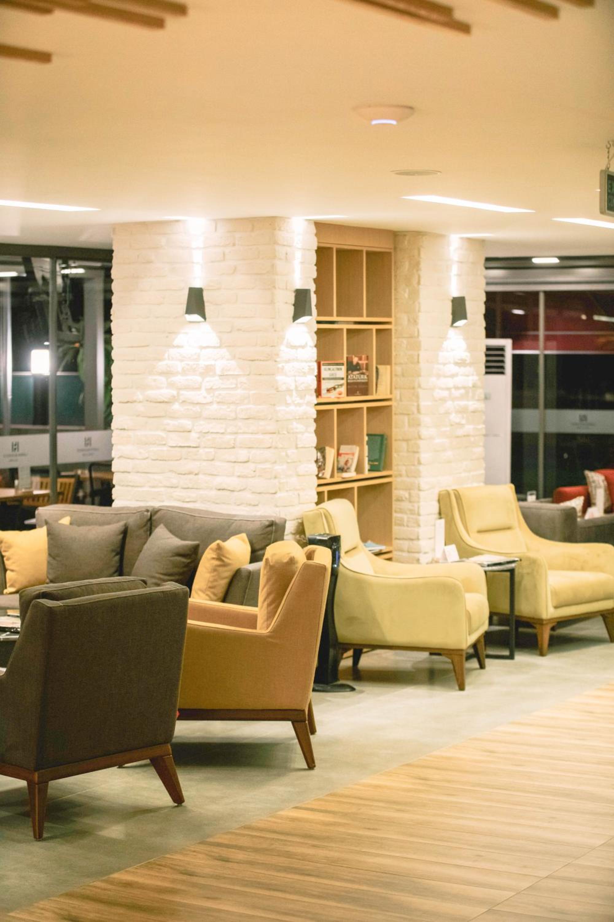 Laren Business Hotel And Spa 55/81
