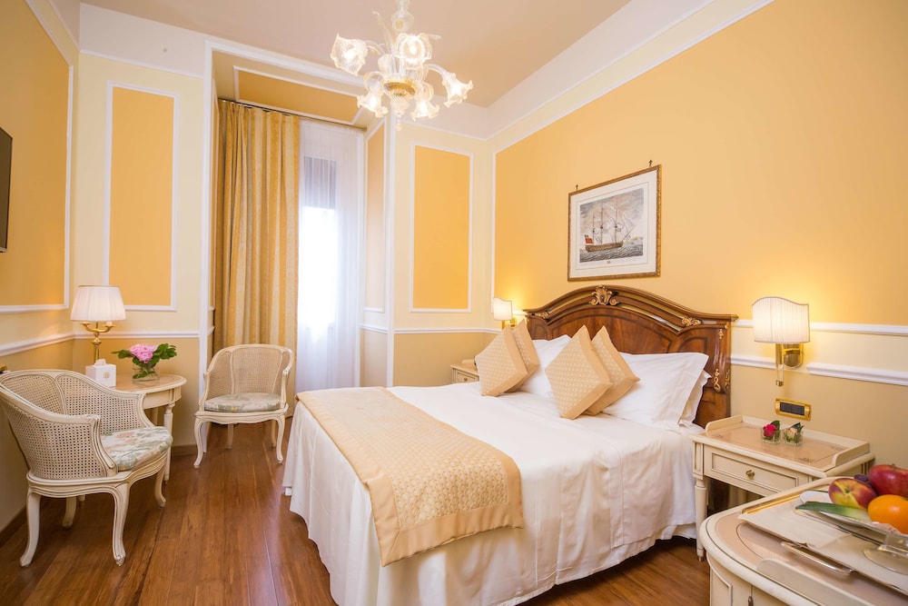 CLASSIC, DOUBLE OR TWIN BED