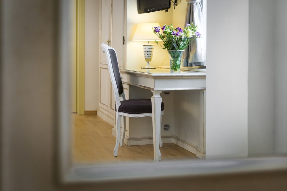Art Atelier Hotel 49/57