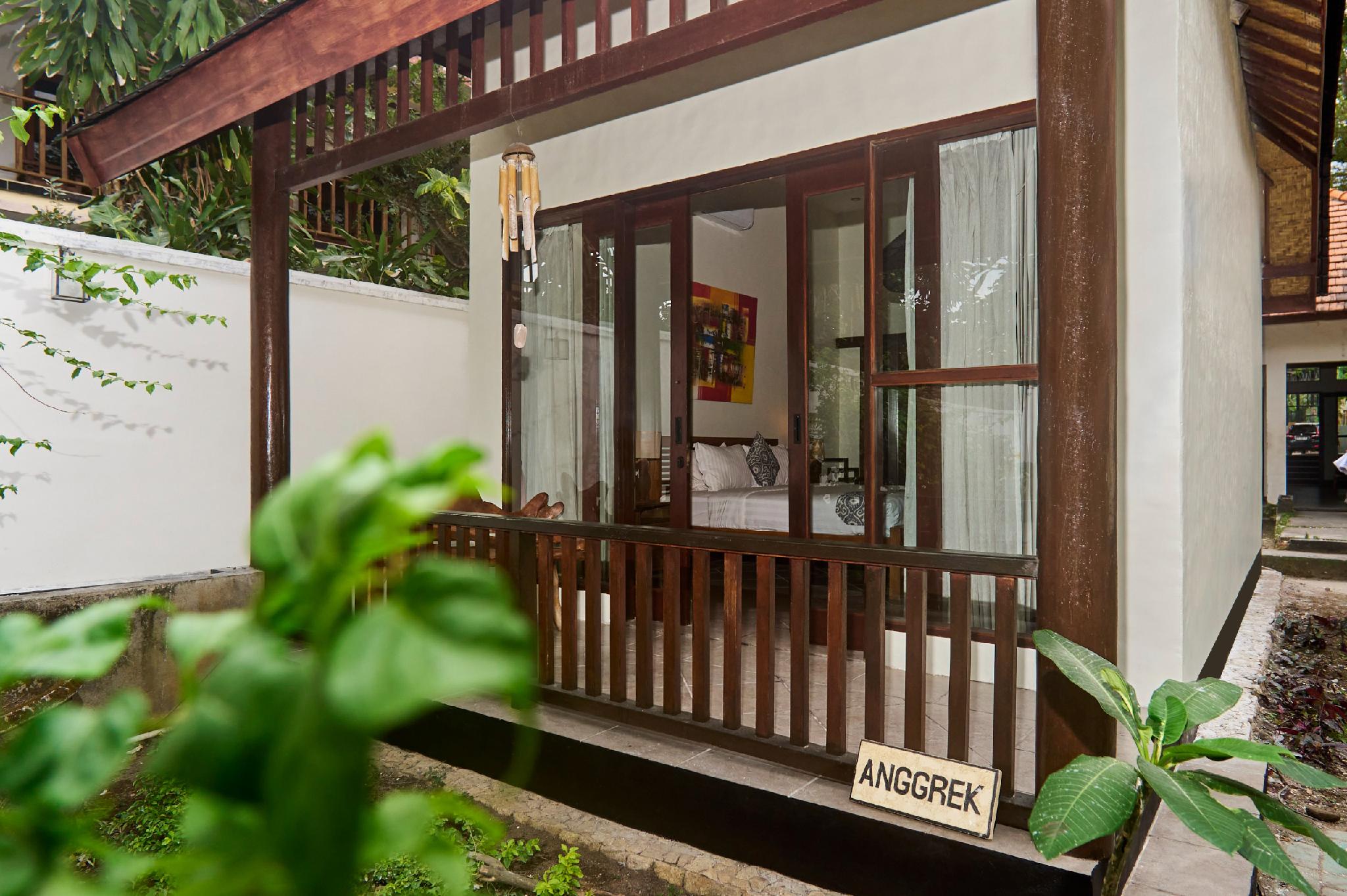 Jo Je Bungalows 2/22