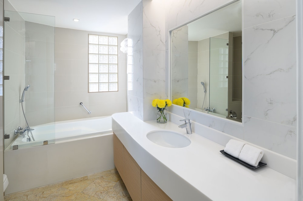 PARKROYAL Suites Bangkok 23/65
