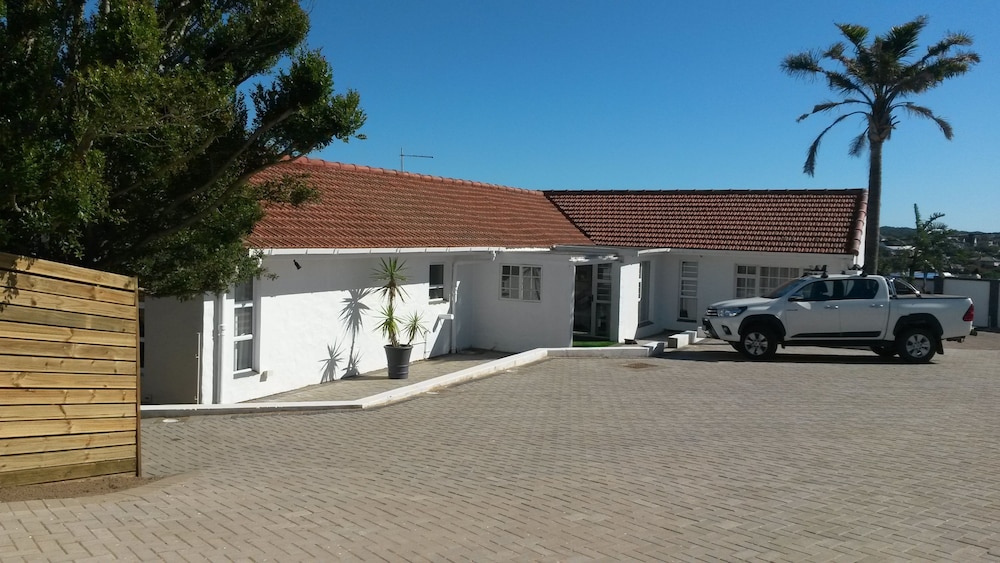 Reef View Bnb 42/50