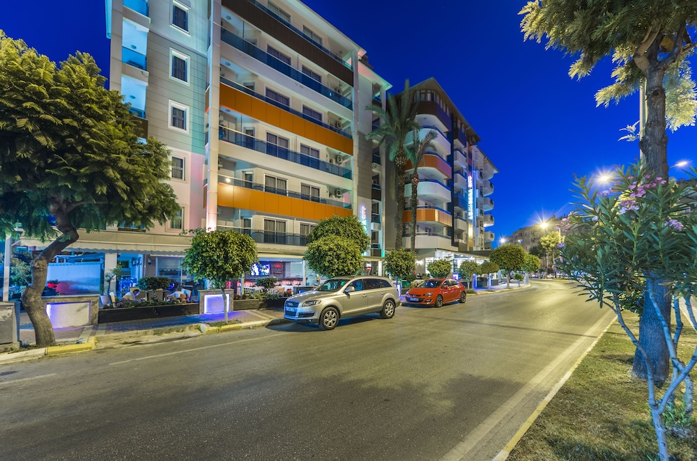 Lonicera City Hotel 54/58