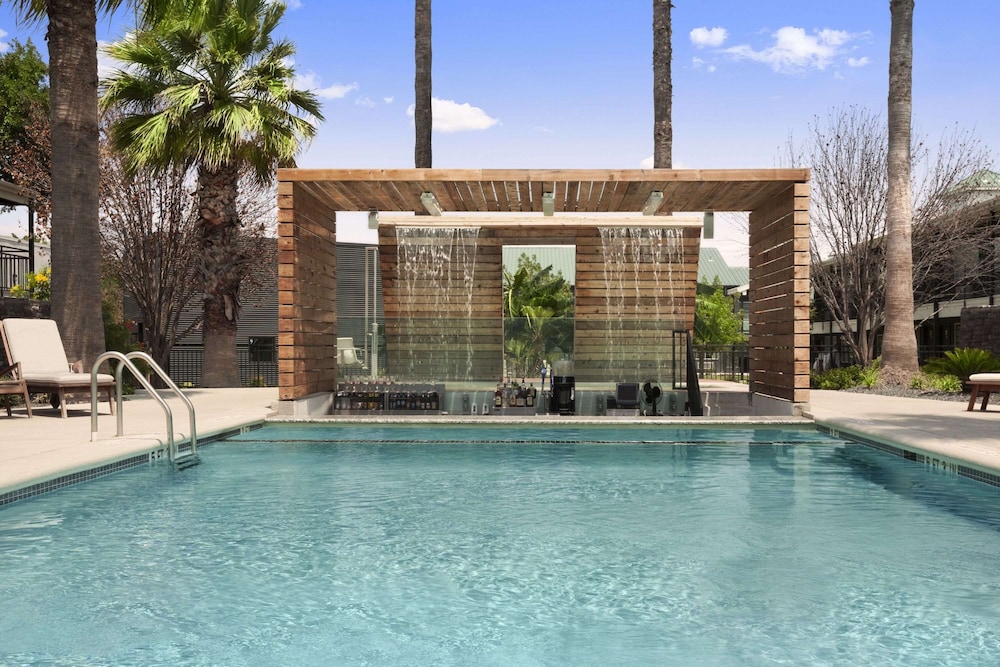 Ramada By Wyndham Del Rio 2/38
