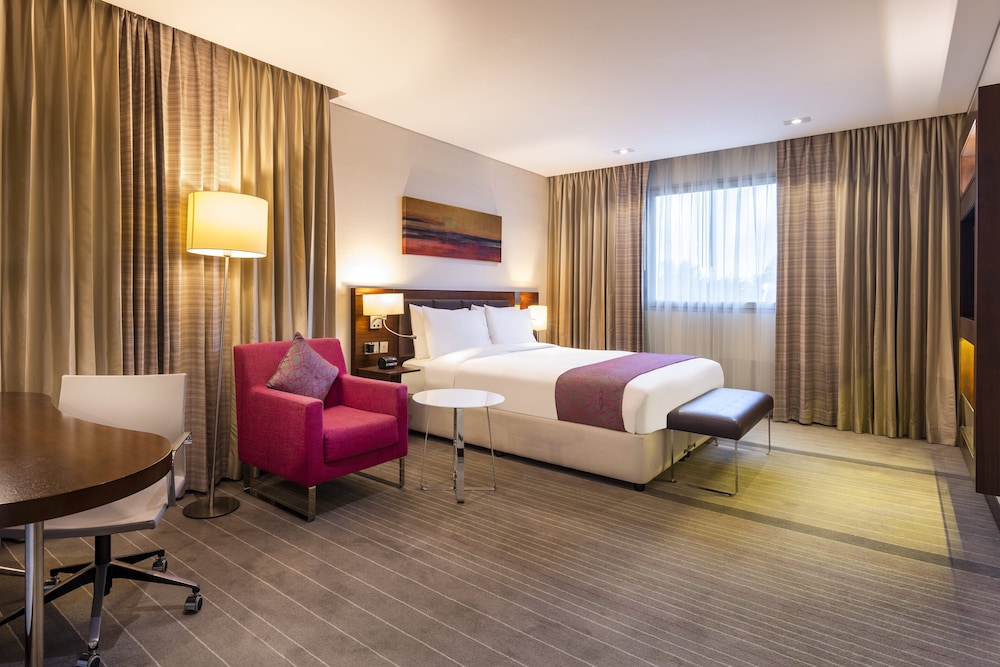 Holiday Inn Muscat al Seeb by IHG 15/73