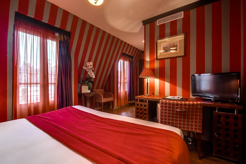 Villa Pantheon Hotel 11/44