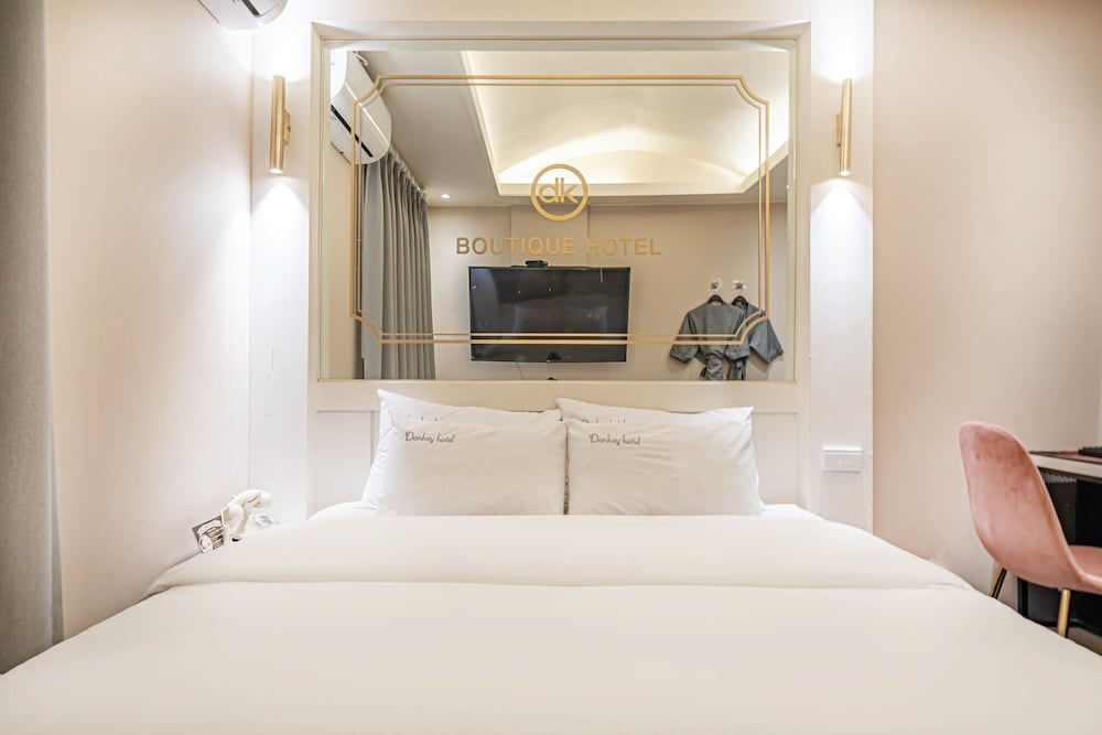 DK Hotel 30/55