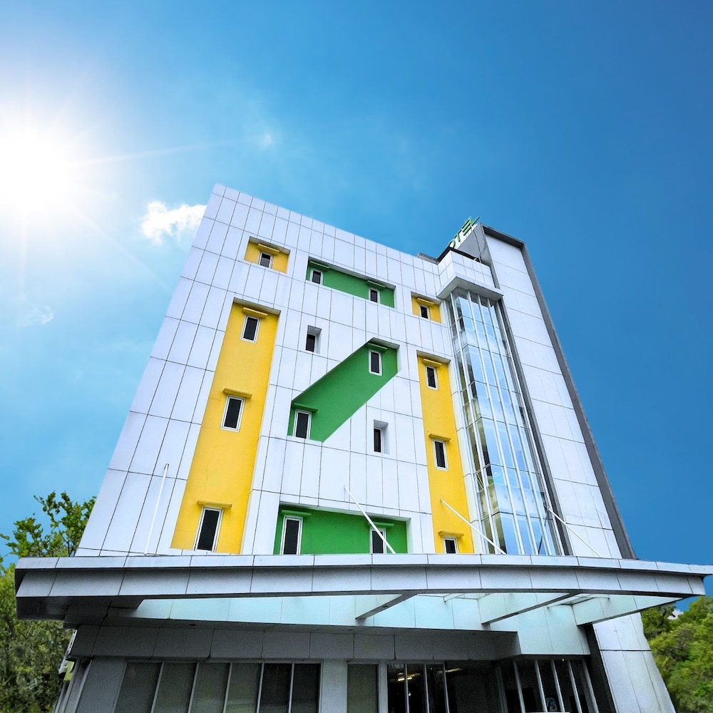IZI Hotels 6/58