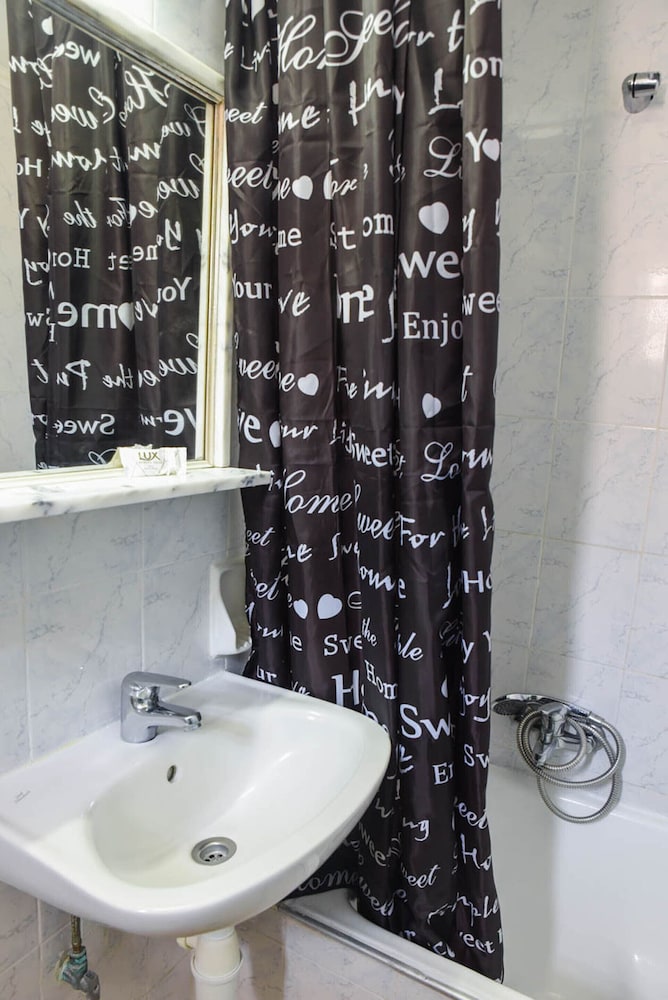 Vassilia Hotel 24/25