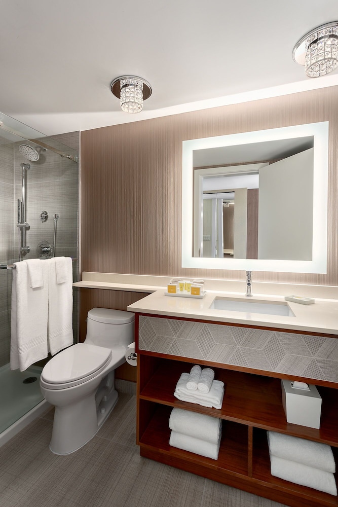 Auberge Vancouver Hotel 28/28