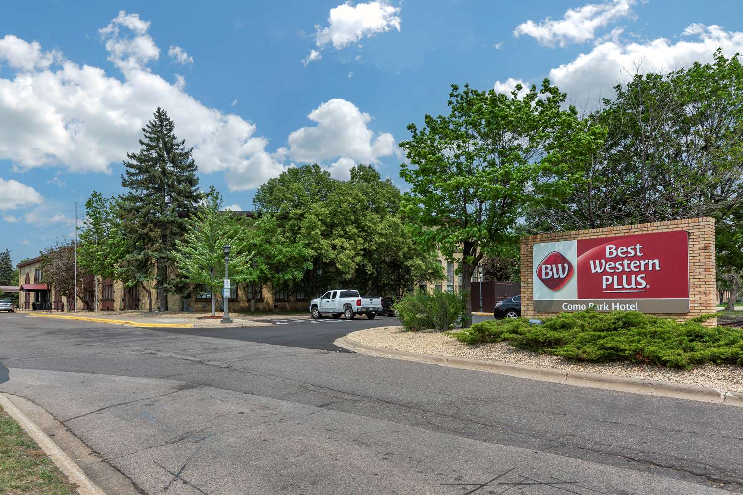 Best Western Plus Como Park Hotel 14/15