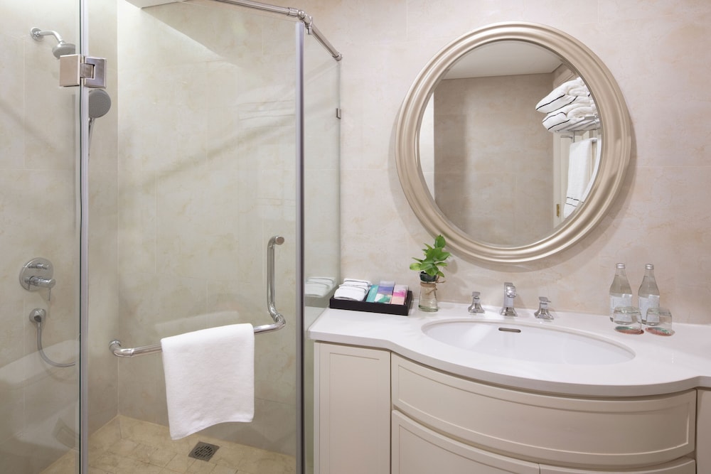 Melia Vinpearl Da Nang Riverfront 78/81