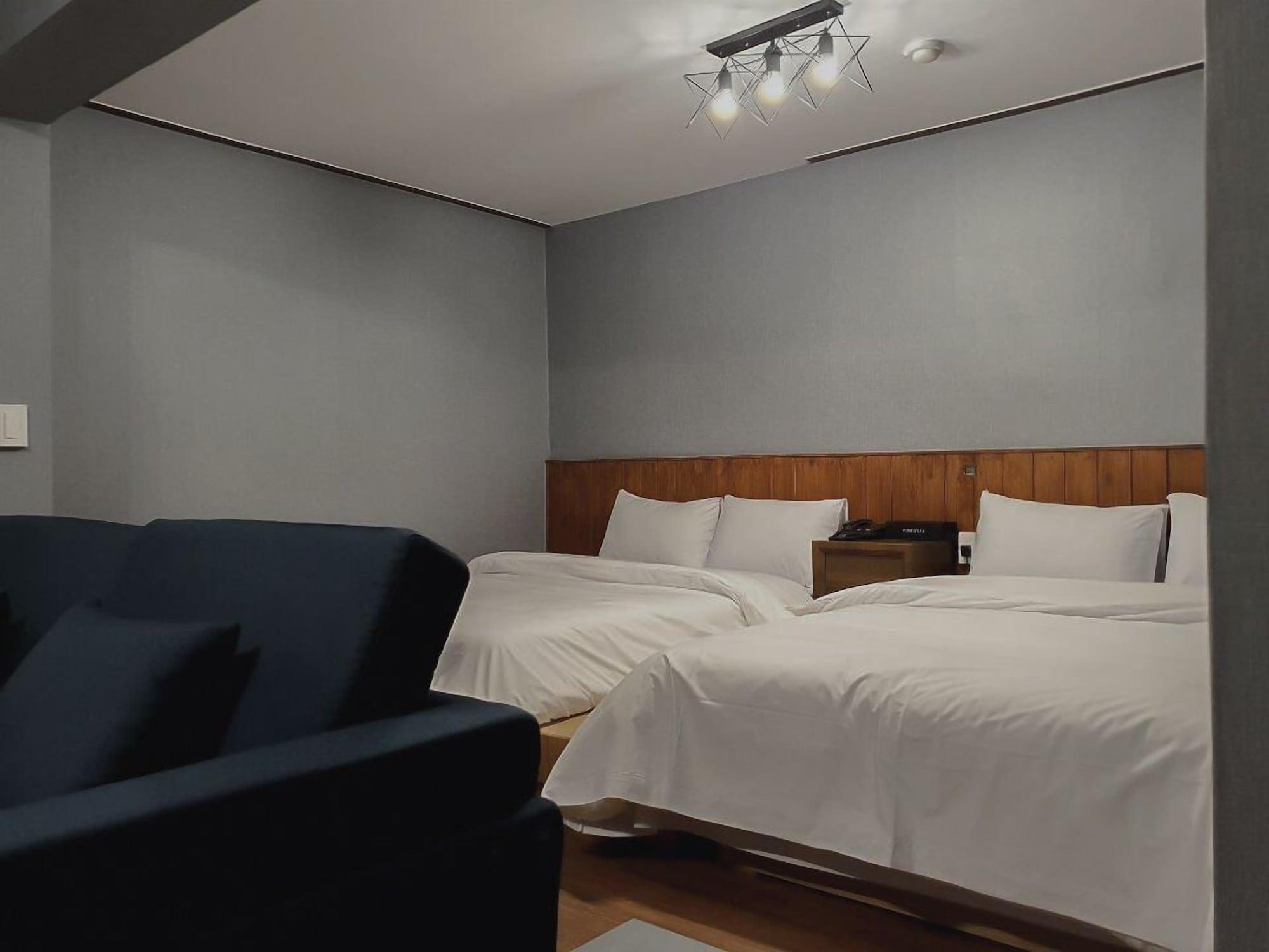 Hyundai Hotel 5/21
