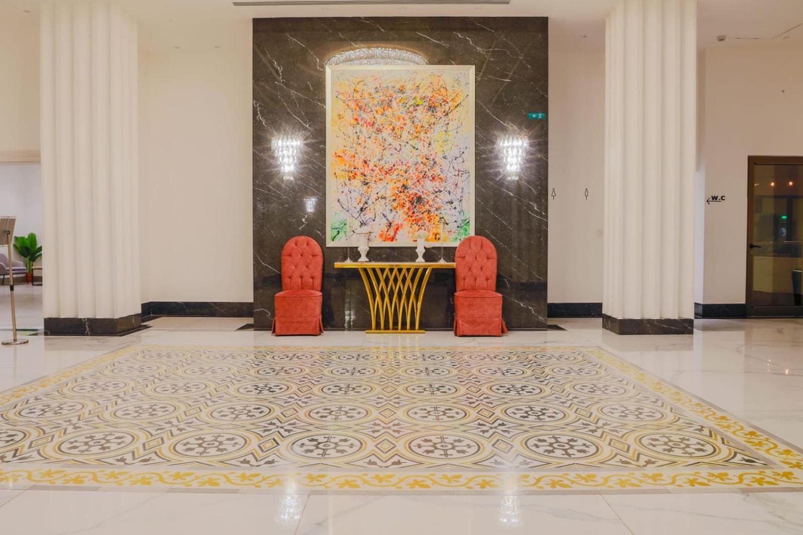 Golden Tulip Amman 12/83
