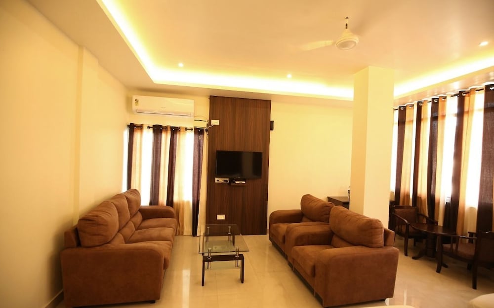 Hotel Marina Manor 24/37