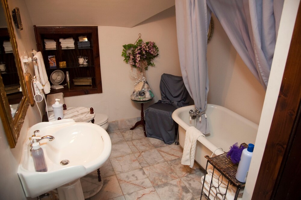 Beall Mansion An Elegant Bed & Breakfast In 33/50