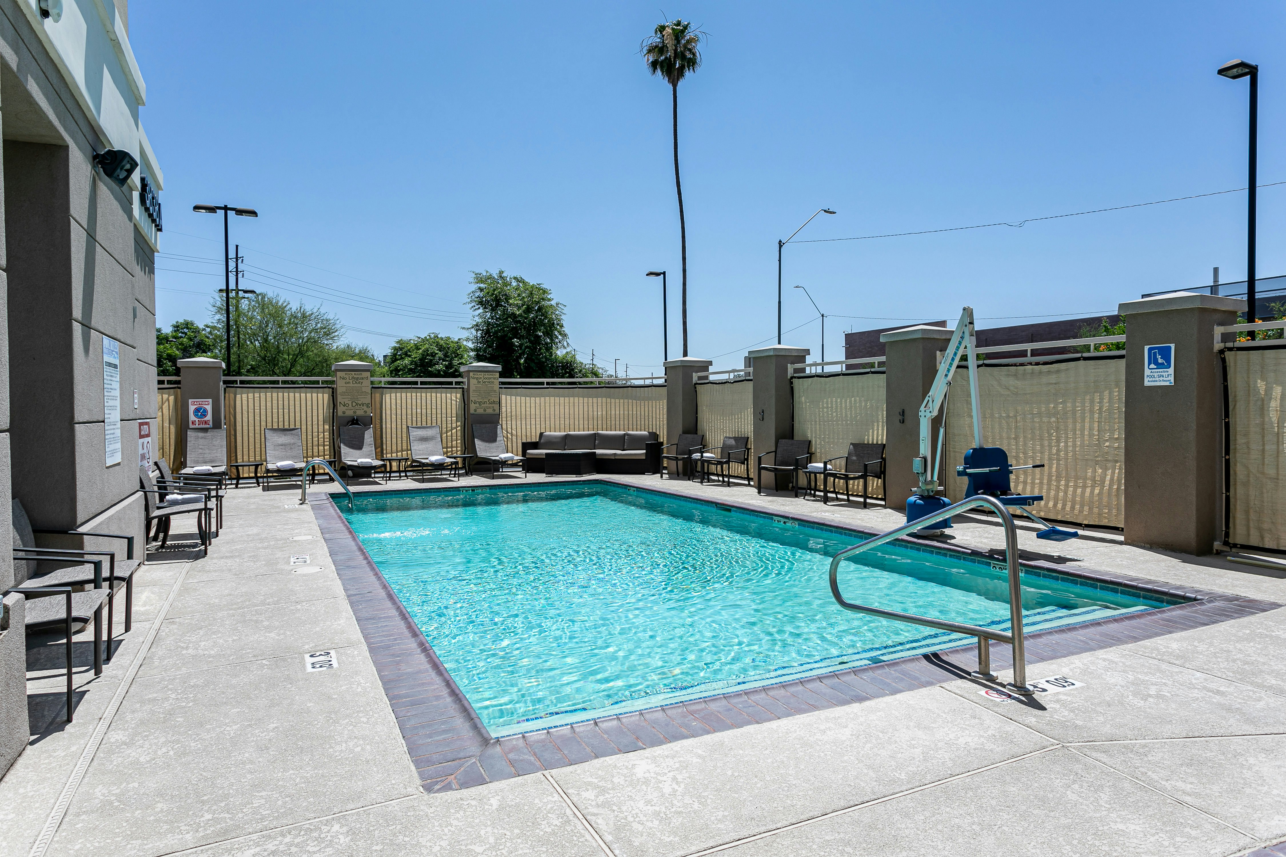 Hilton Garden Inn Phoenix Airport North 16/17