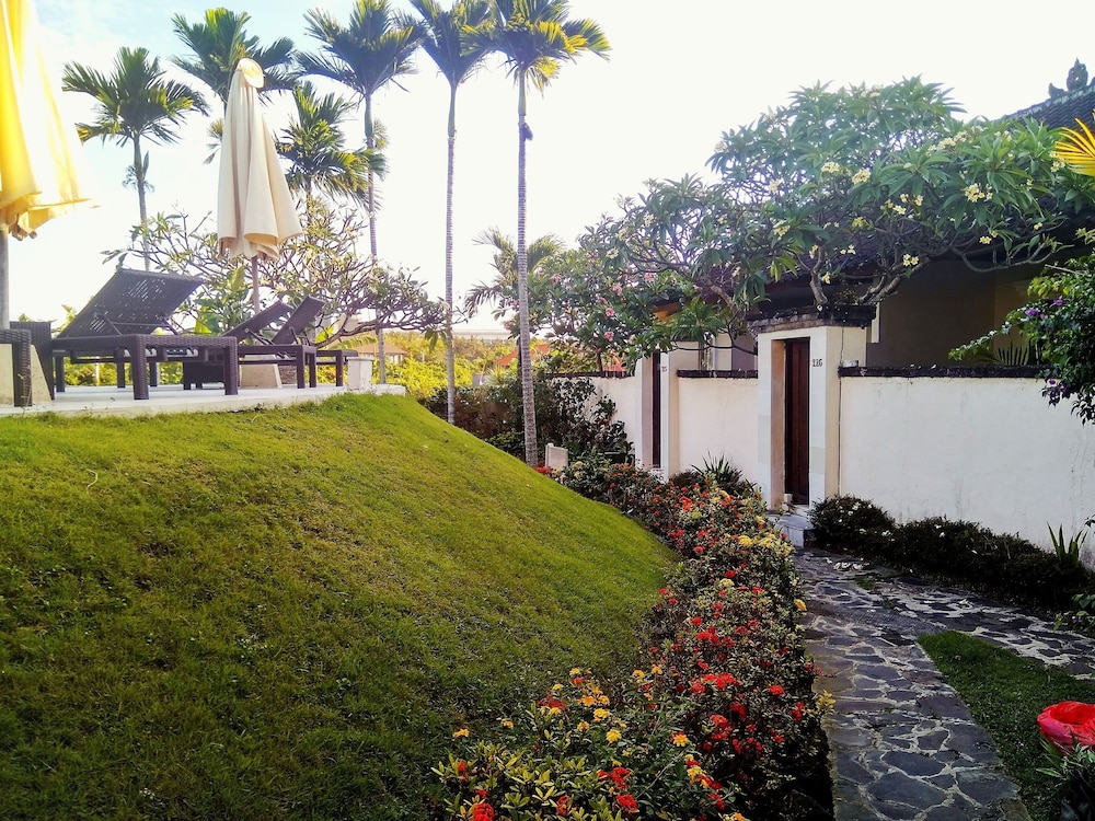 Nipuri Hotel 51/71