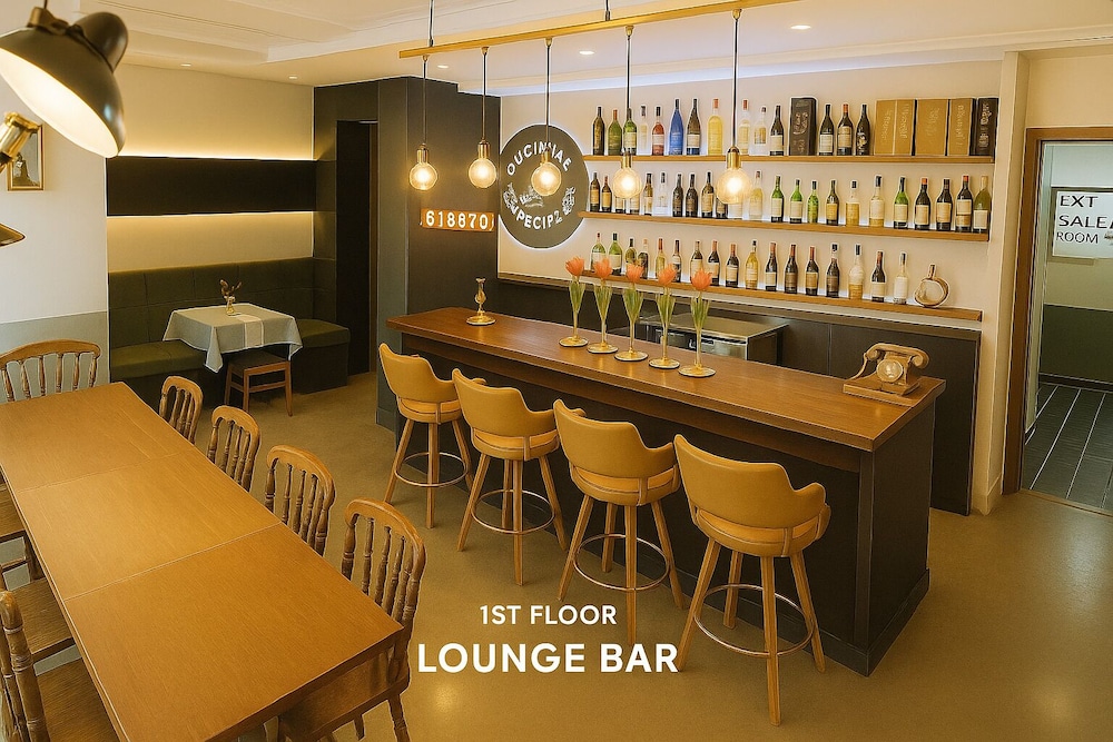 Shine Hotel 36/49