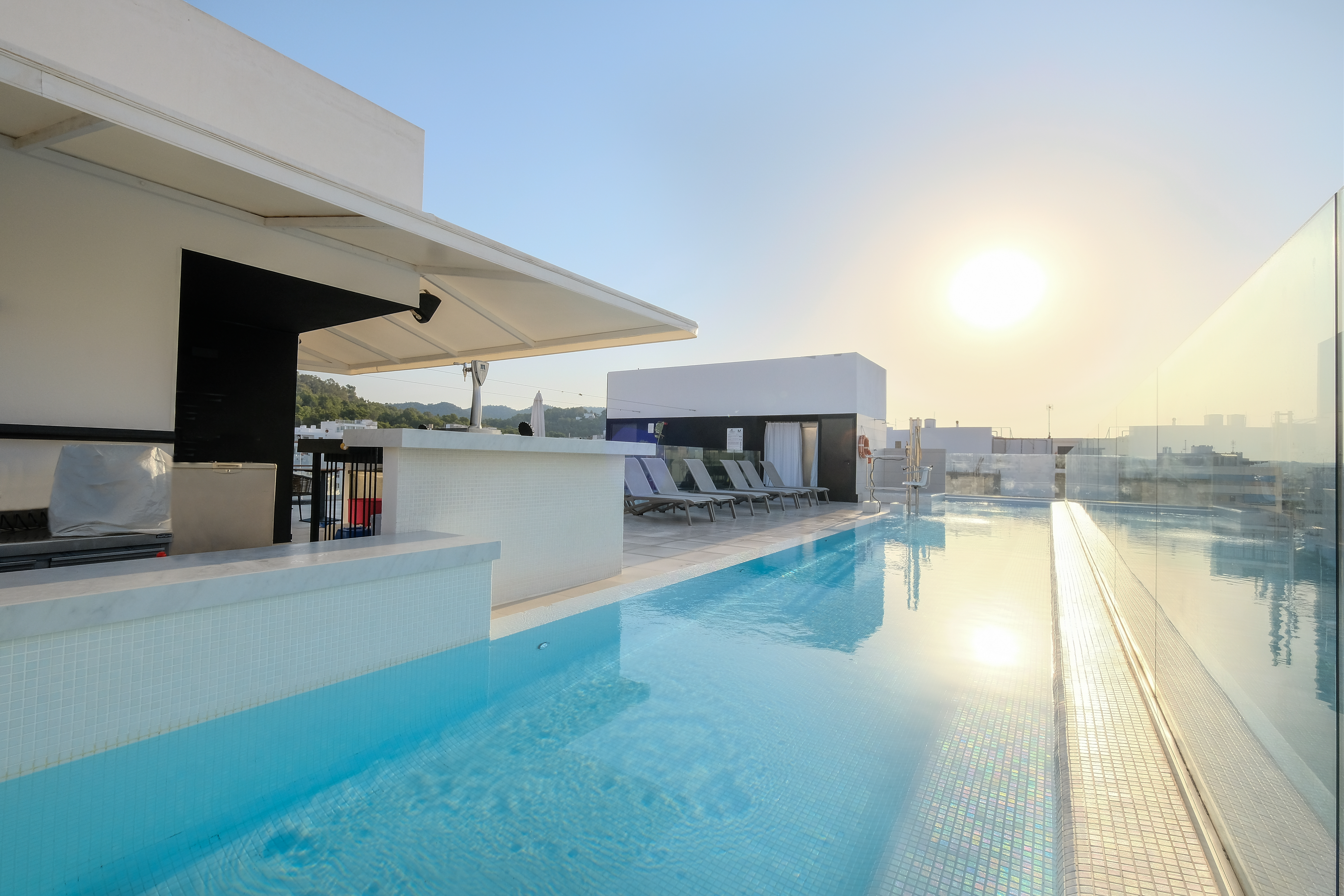AzuLine Hotel M 27/42