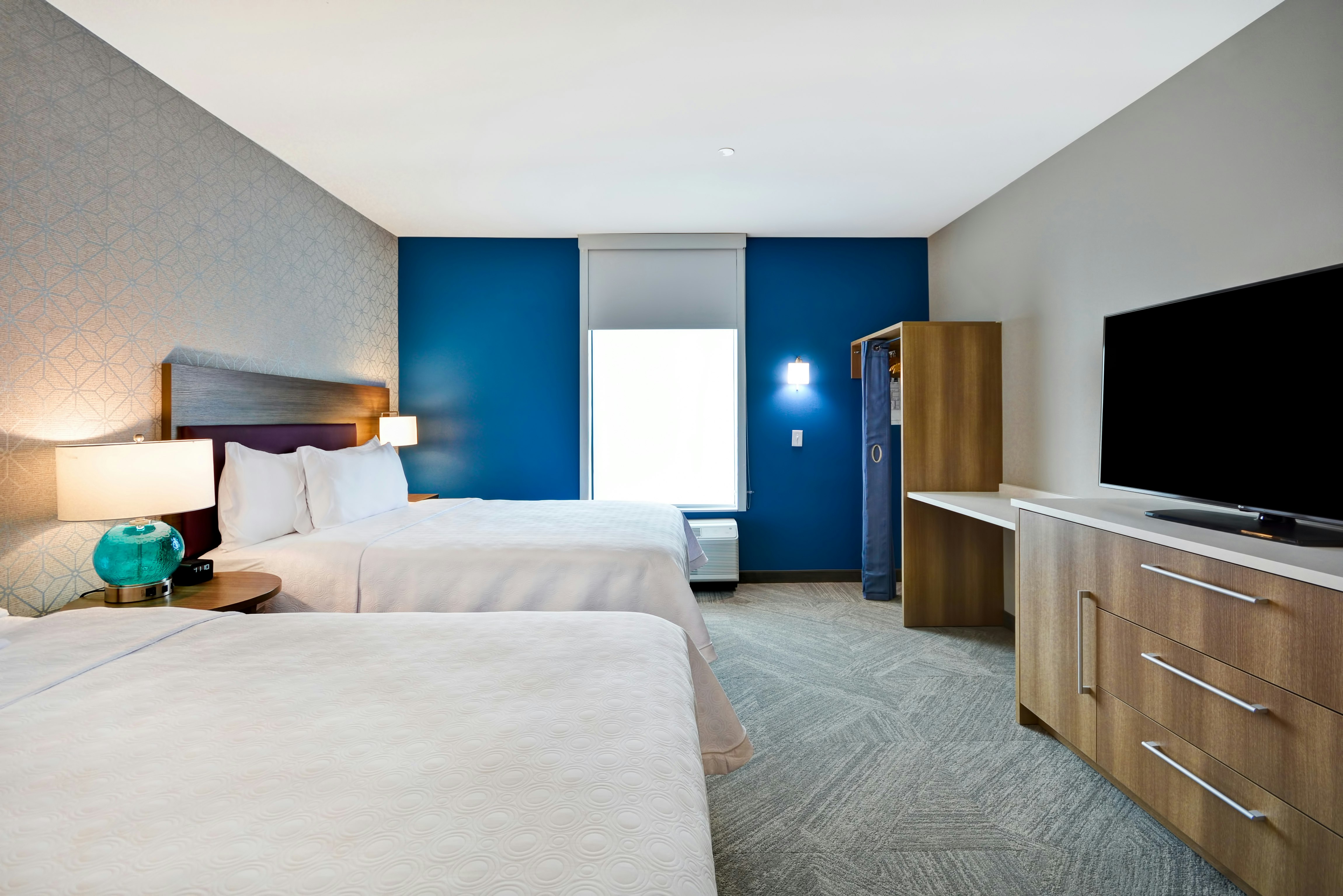 1 BEDROOM, SUITE, 2 QUEEN BEDS