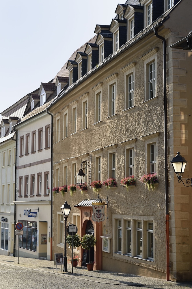 Hotel Graf von Mansfeld 5/50