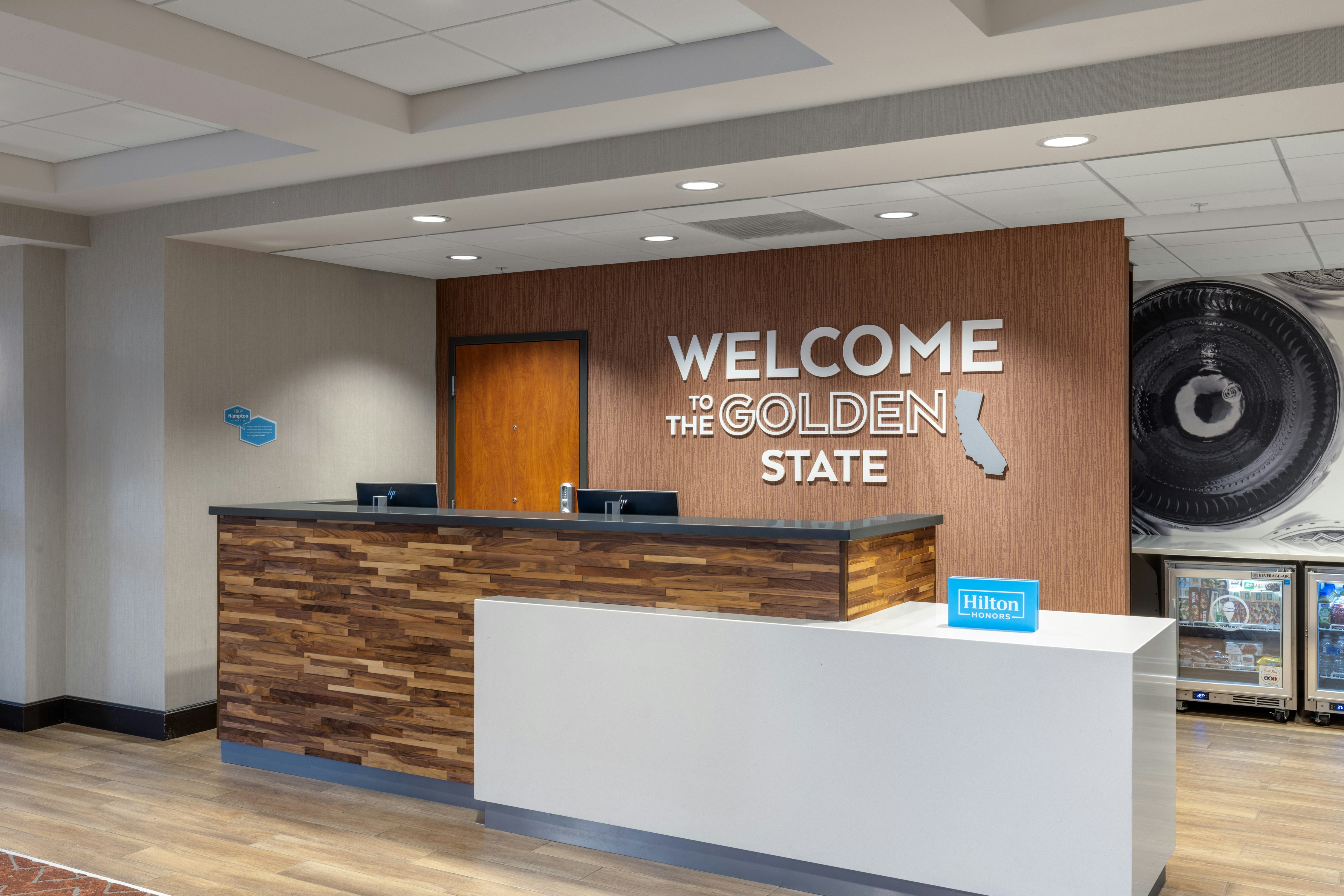 Hampton Inn Suites Yuba City 8/44