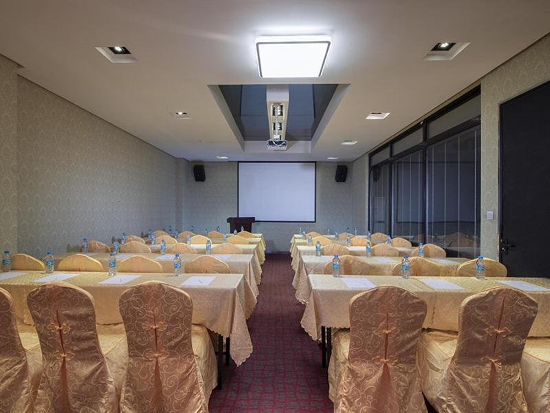 Vienna Hotel (Dongguan Houjie Avenue) 37/41