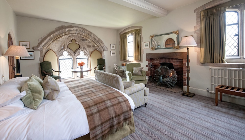 Amberley Castle 13/50