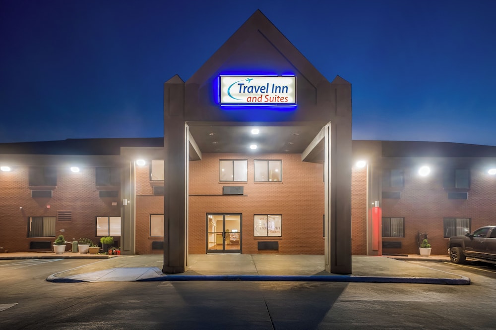 Travel Inn & Suites 2/50