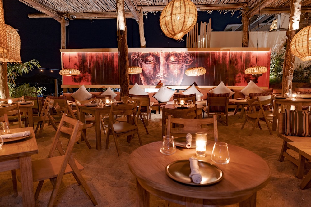 ME Cabo - Adults only 35/50