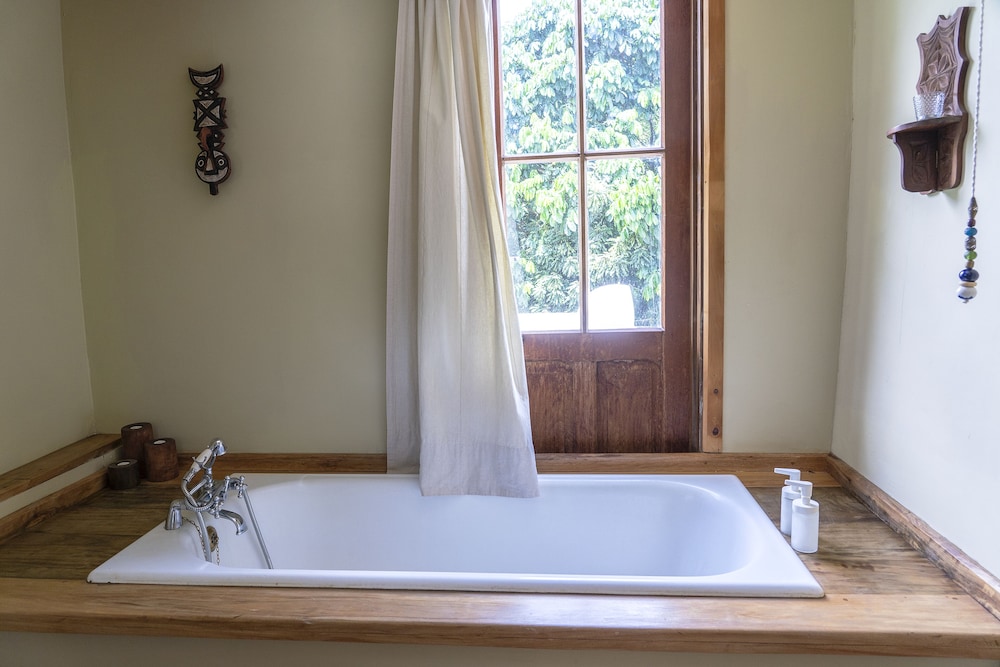 Ngare Sero Mountain Lodge 50/52