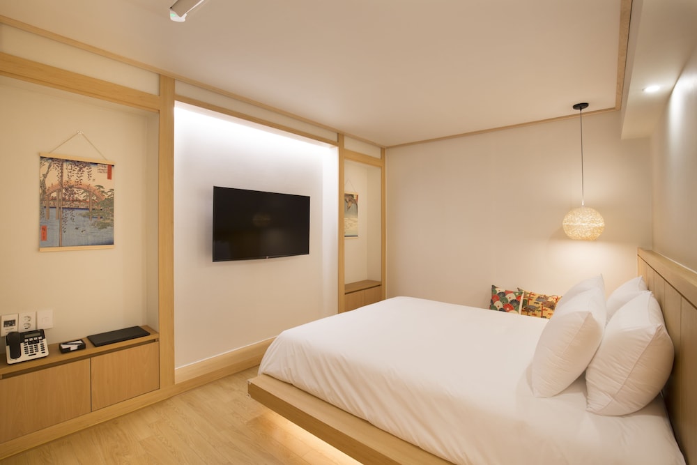 Tomonoya Ryokan 3/17