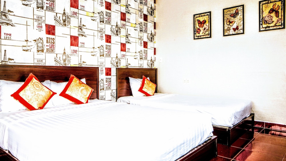 Little Brick Saigon Hotel 18/45