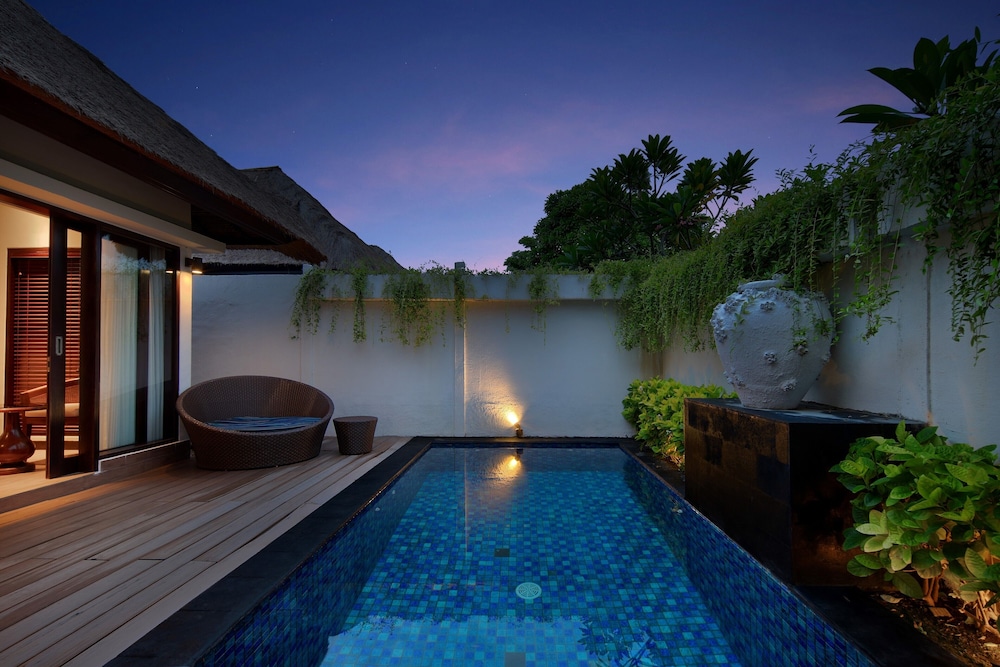 Lembongan Beach Club 25/50