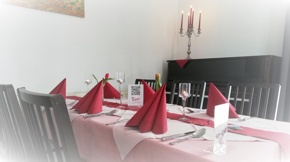 Alte Molkerei Hotel & Restaurant 51/59