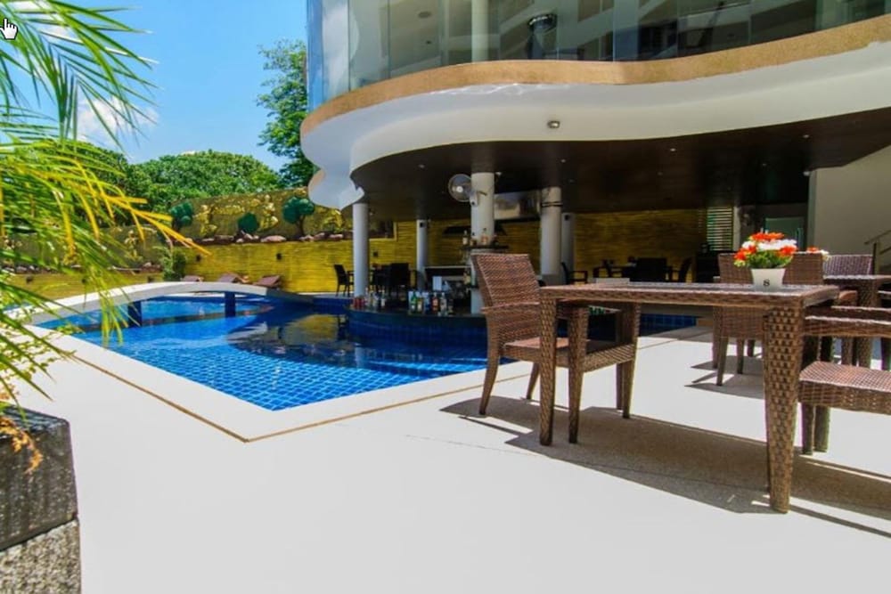 Oceanview Treasure Hotel & Residence 31/58