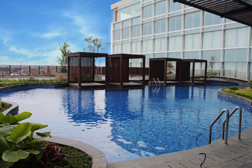 The Luxton Cirebon Hotel Convention 61/63