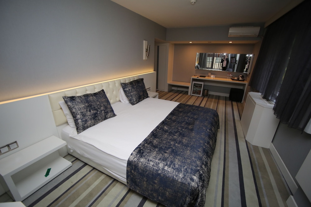 Grand Nora Hotel 8/49