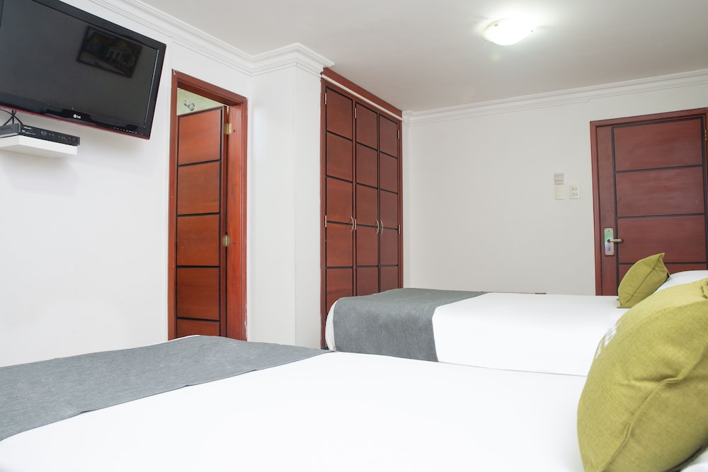 Hotel Ayenda Charthon 1316 32/60