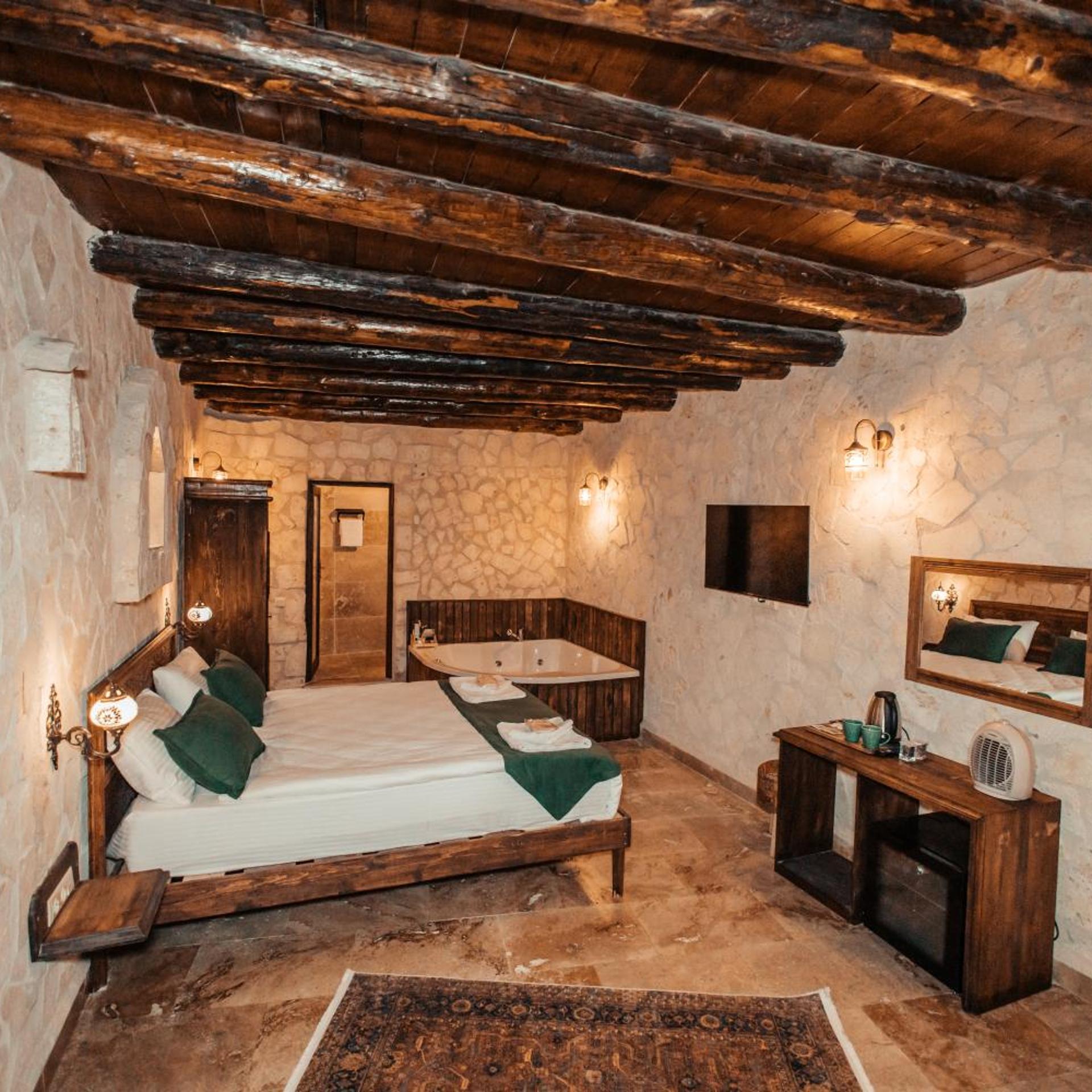 Vanessa Cave House 21/49