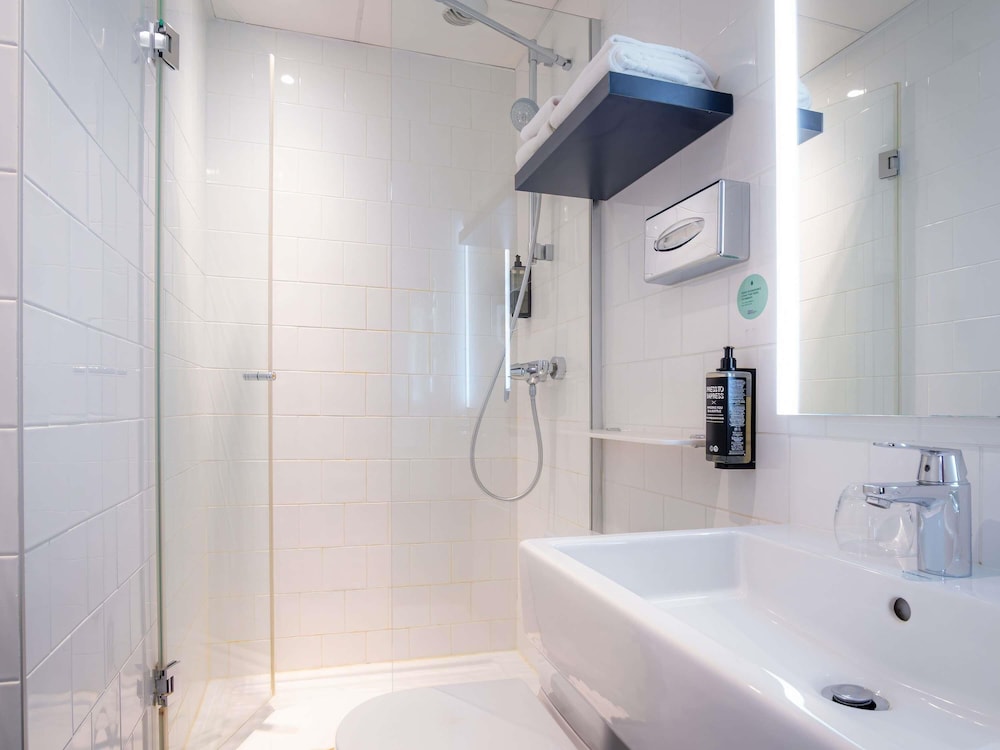 Ibis Styles Paris 15 Lecourbe 63/64