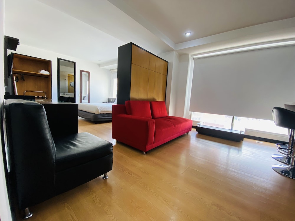 Hotel Aparta Suite Continental 50/75